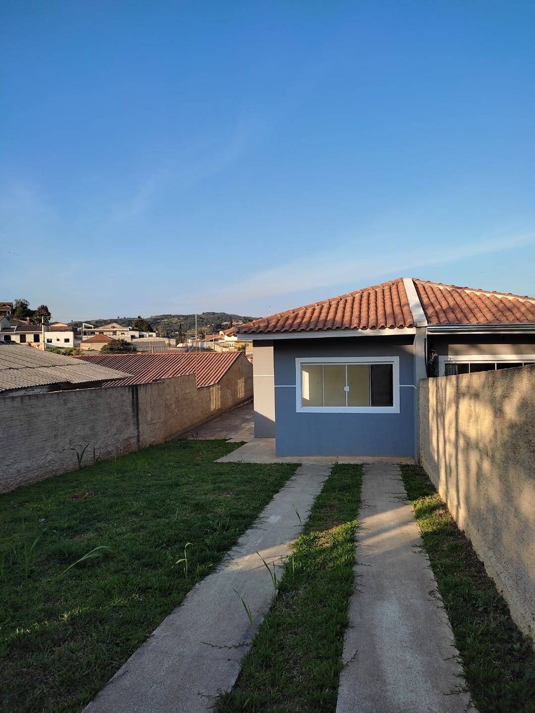 #000298 - Casa para Venda em Almirante Tamandaré - PR